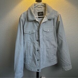 Hollister Women’s Sherpa-Lined Corduroy Shacket